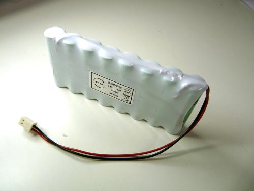 Batterie Nimh 8x AA 8S1P ST1 9.6V 1500mAh FC photo du produit 1 L
